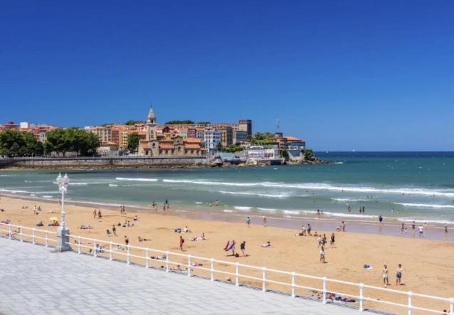 Apartamentos La Xiuca Playa Gijon Ngoại thất bức ảnh